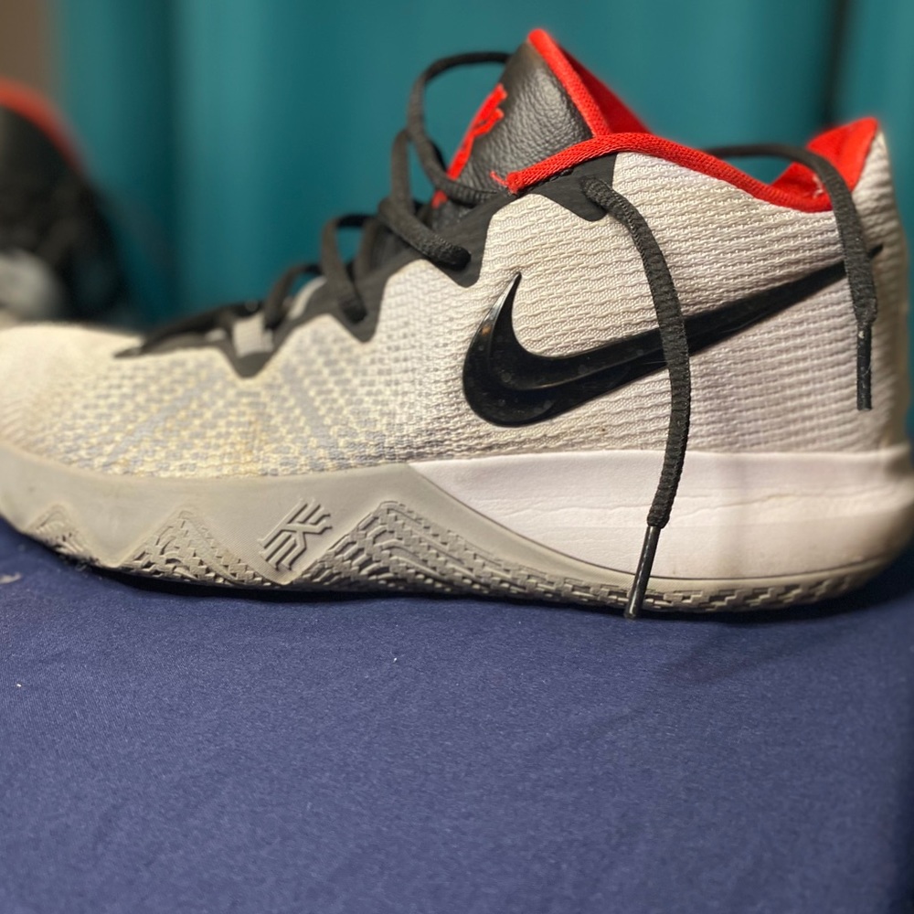 Nike Kyrie